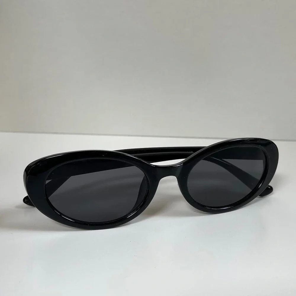 vintage unique retro style black round sunglasses